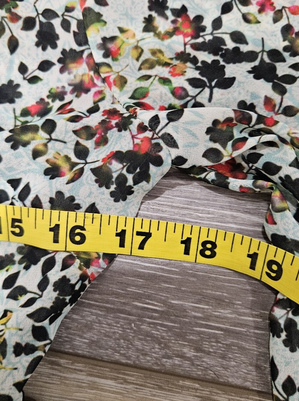 Anthropolpgie Bhanuni Libra Embroidered Floral Bell-Sleeve Mini Dress Size 6 - Picture 7 of 9